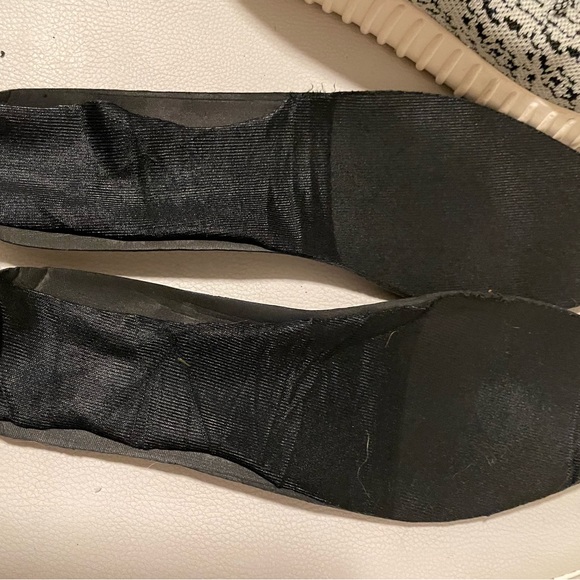 Adidas Yeezy Boost 350 Turtle Dove Size 11 - Picture 7 of 16